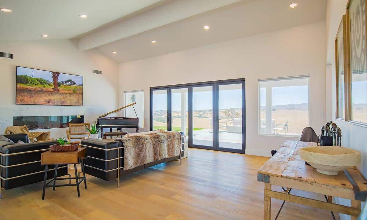 Photo of Livingroom in Paso Robles