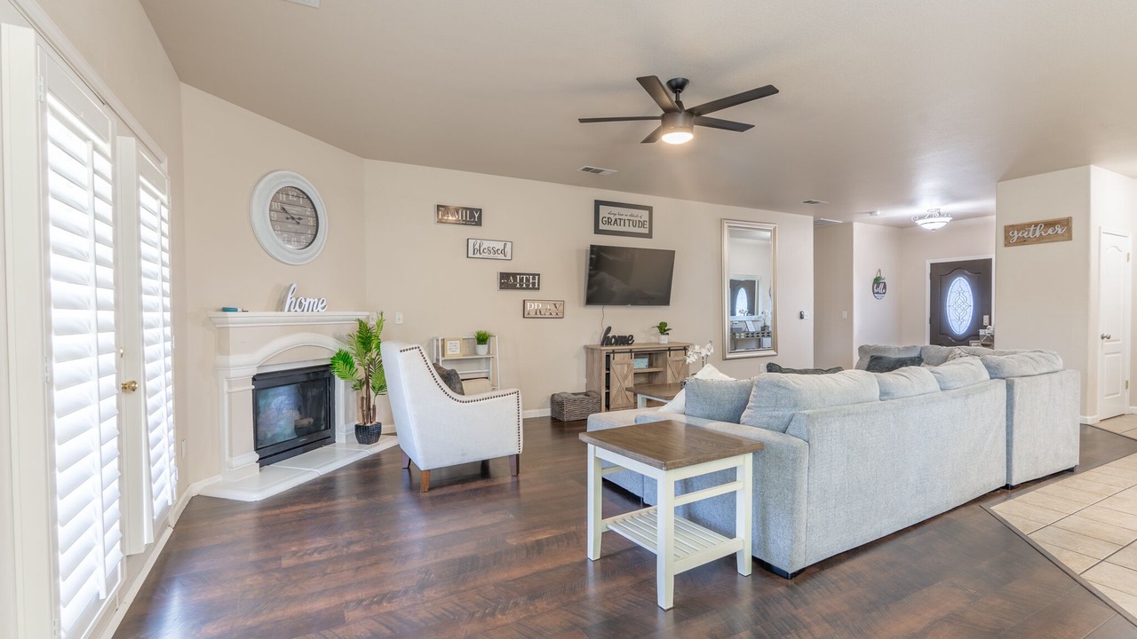 Photo of Livingroom in Selma