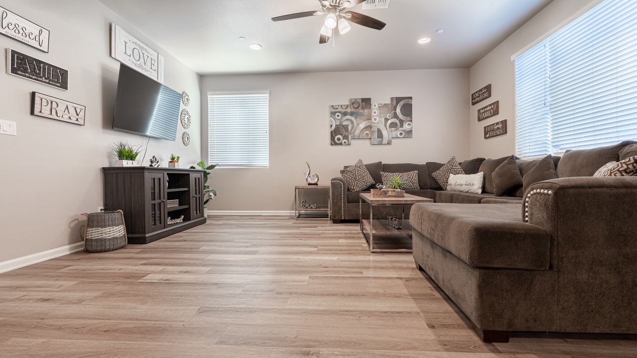 Photo of Livingroom in Roosevelt