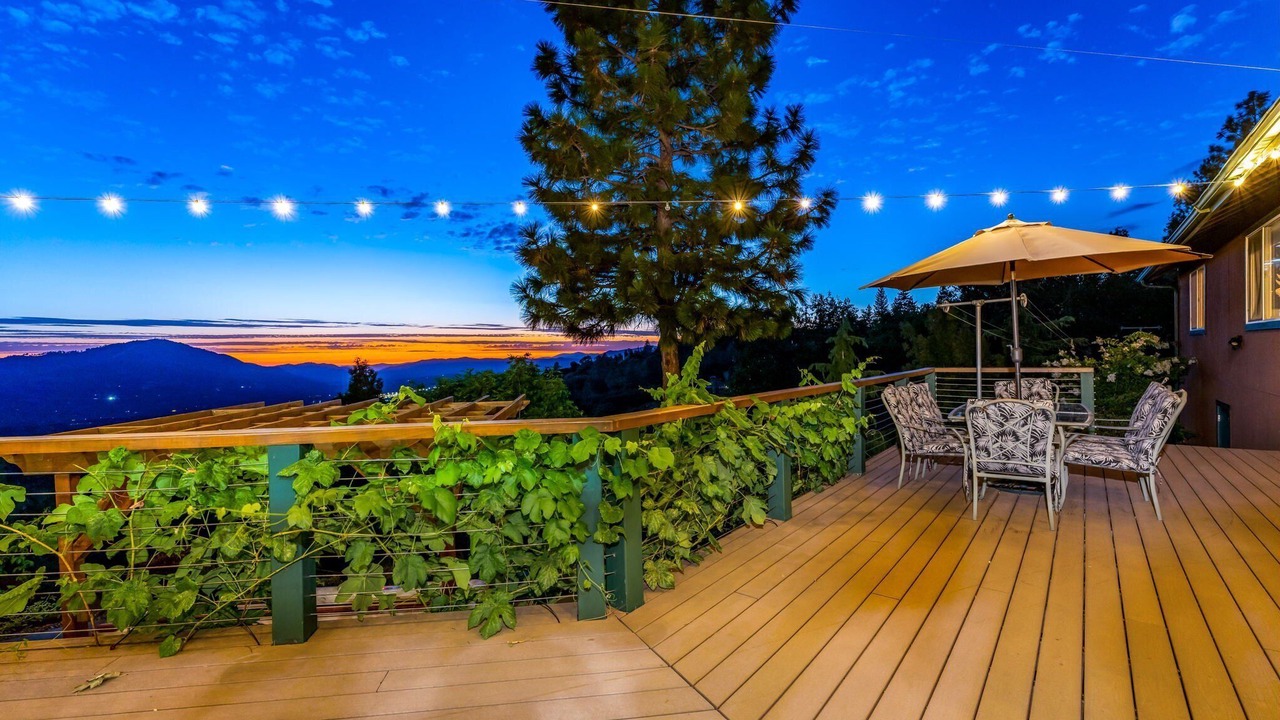 Photo of Outdoor in Oakhurst