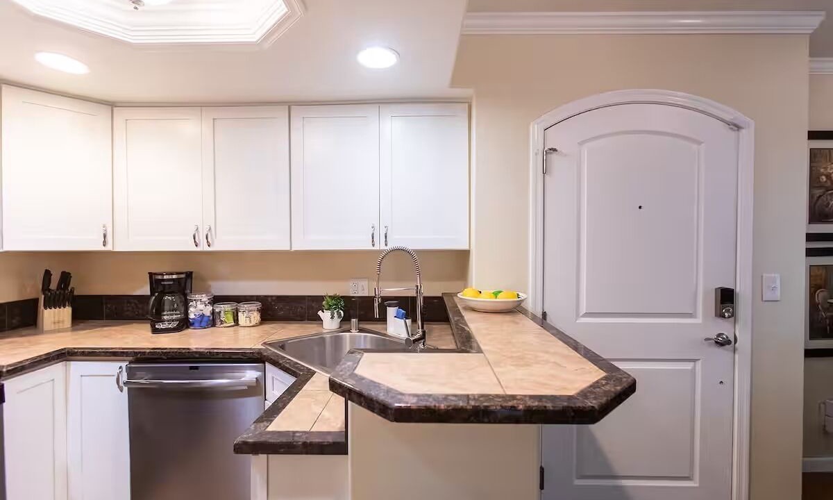 Photo of Kitchen in Ridgecrest