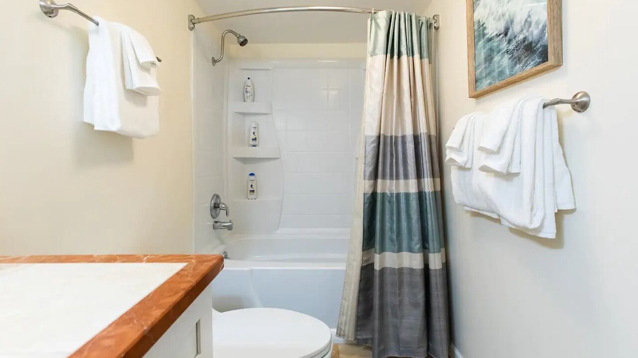Photo of Bathroom in Ridgecrest