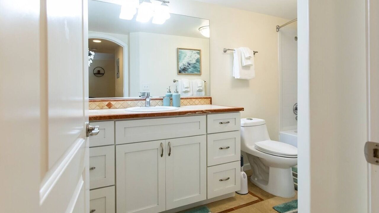 Photo of Bathroom in Ridgecrest