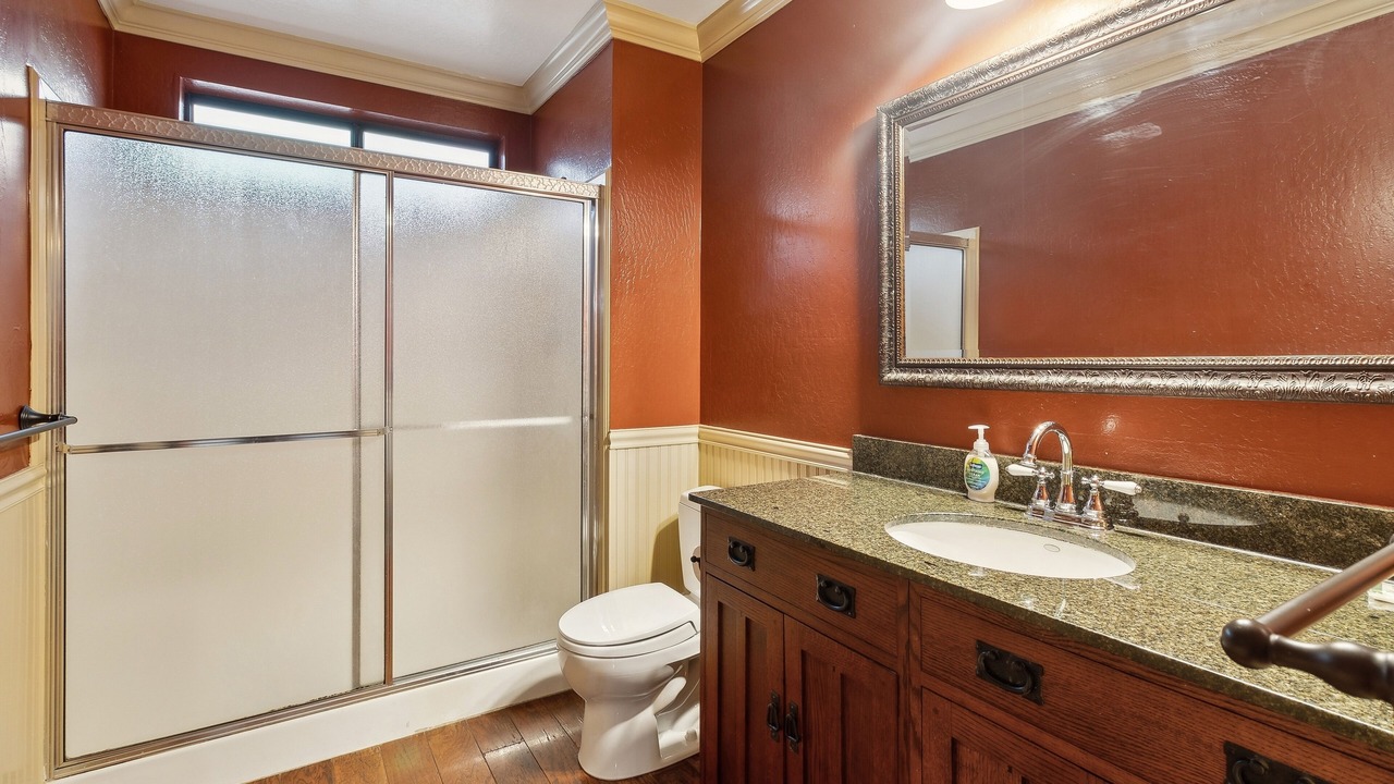 Photo of Bathroom in Groveland