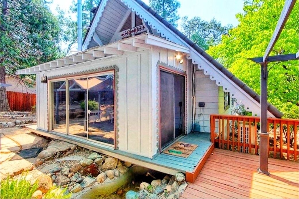 Photo of Outdoor in Oakhurst
