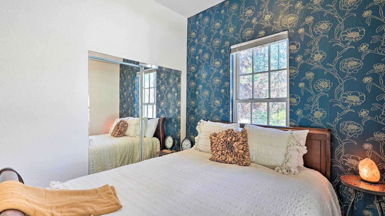 Photo of Bedroom in Nevada City