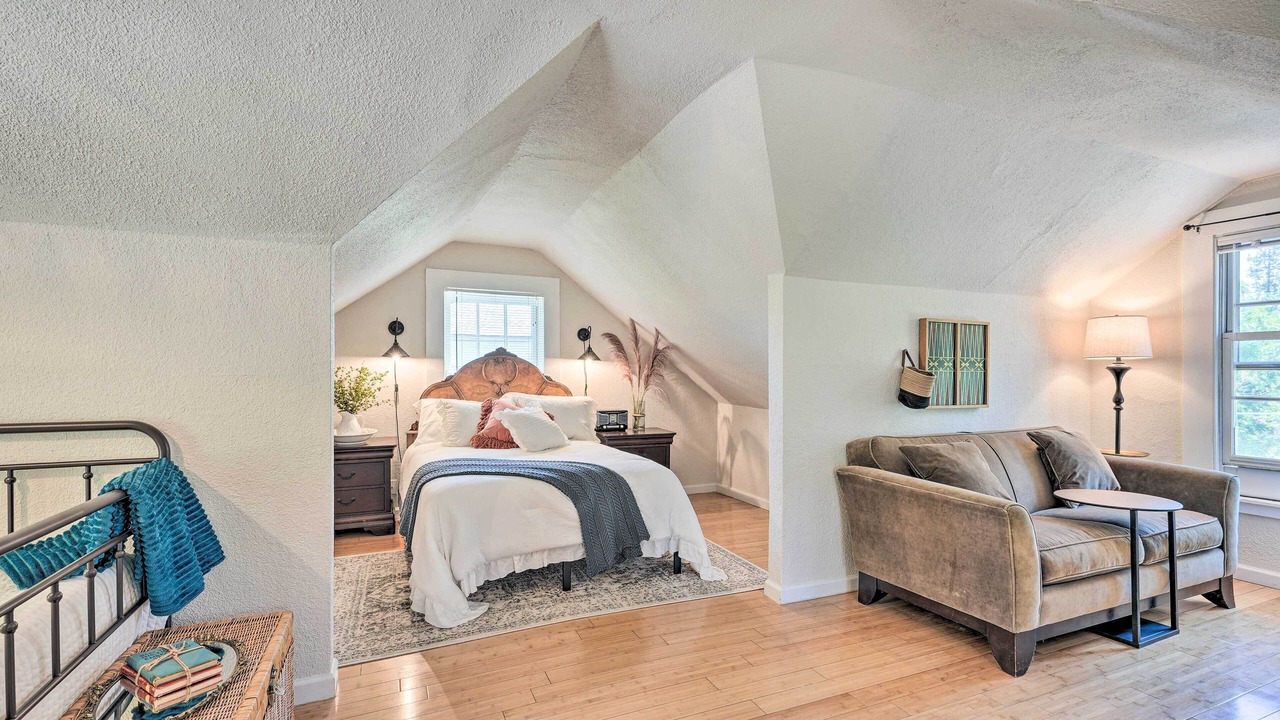 Photo of Bedroom in Nevada City