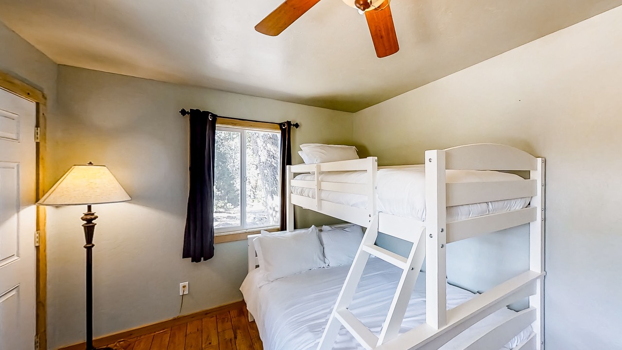 Photo of Bedroom in Cascadel Woods