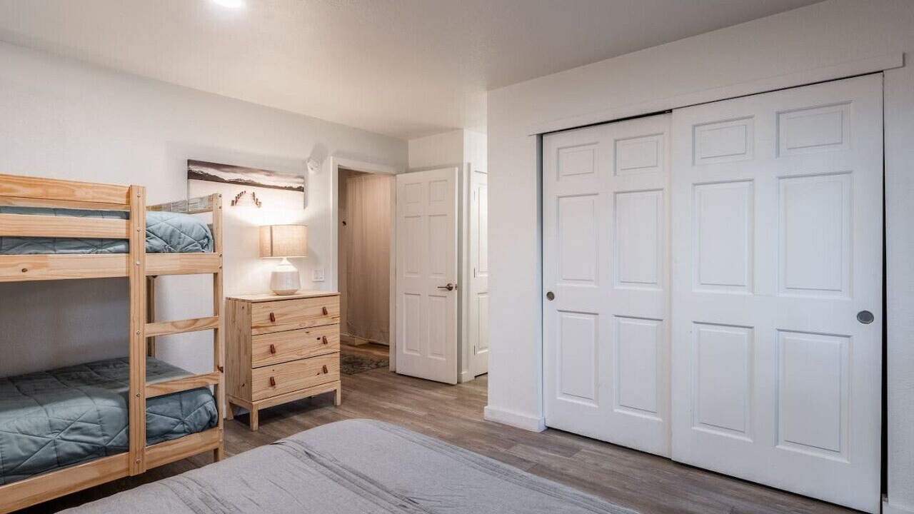 Photo of Bedroom in June Lake