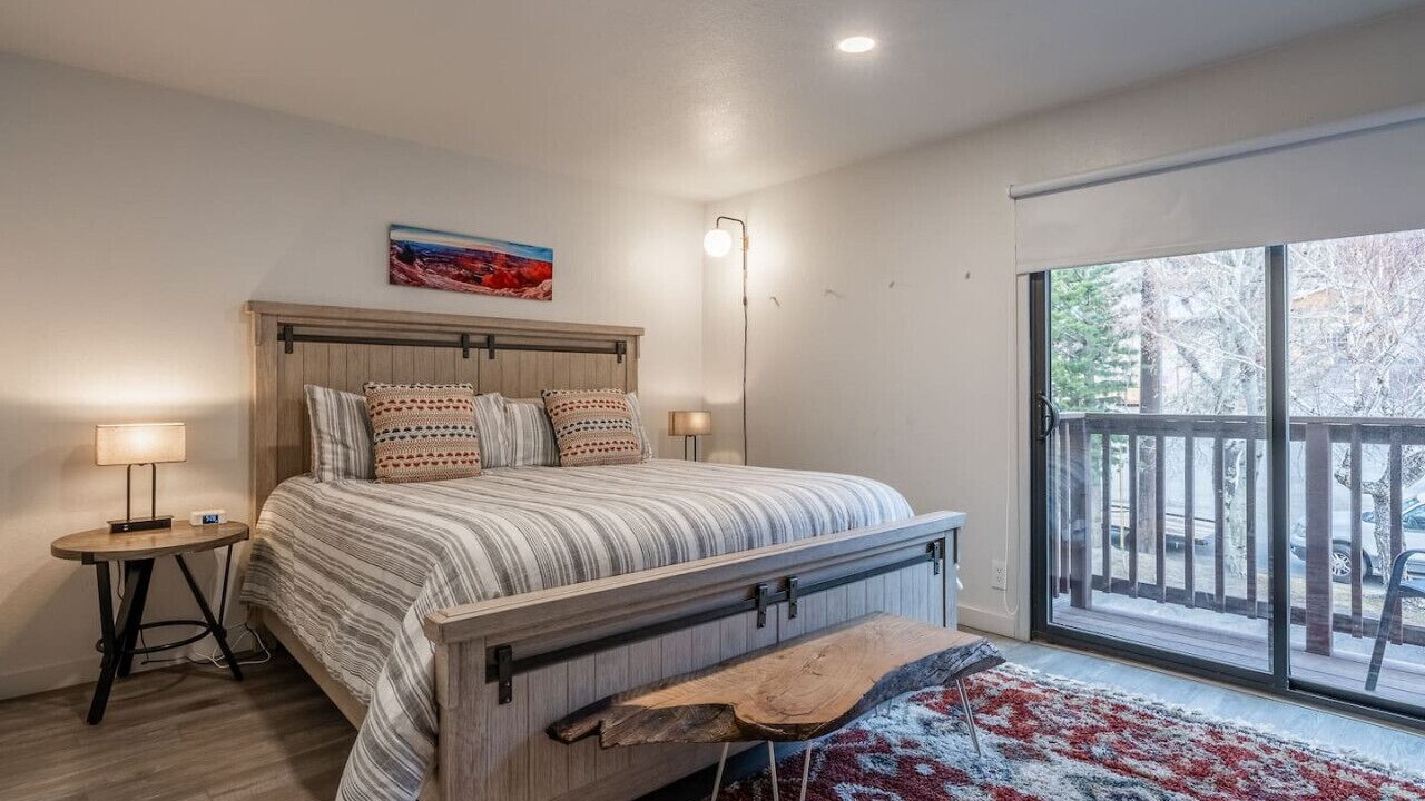 Photo of Bedroom in June Lake