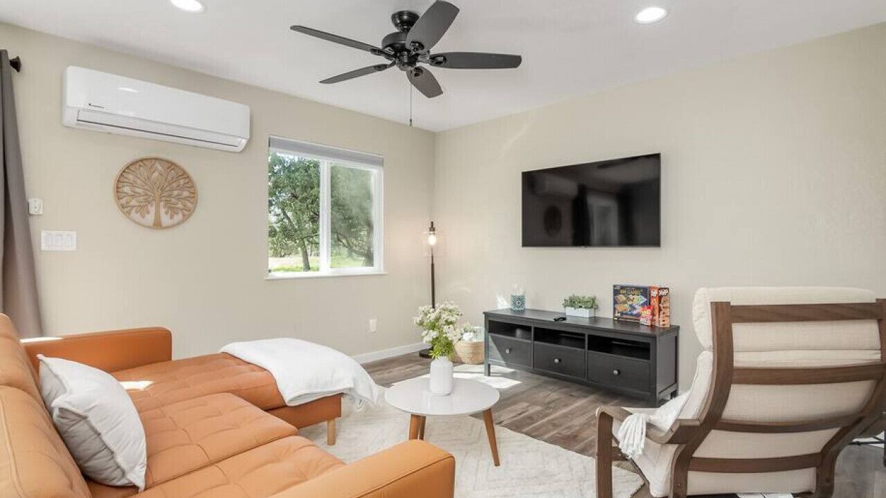 Photo of Bedroom in Oakhurst