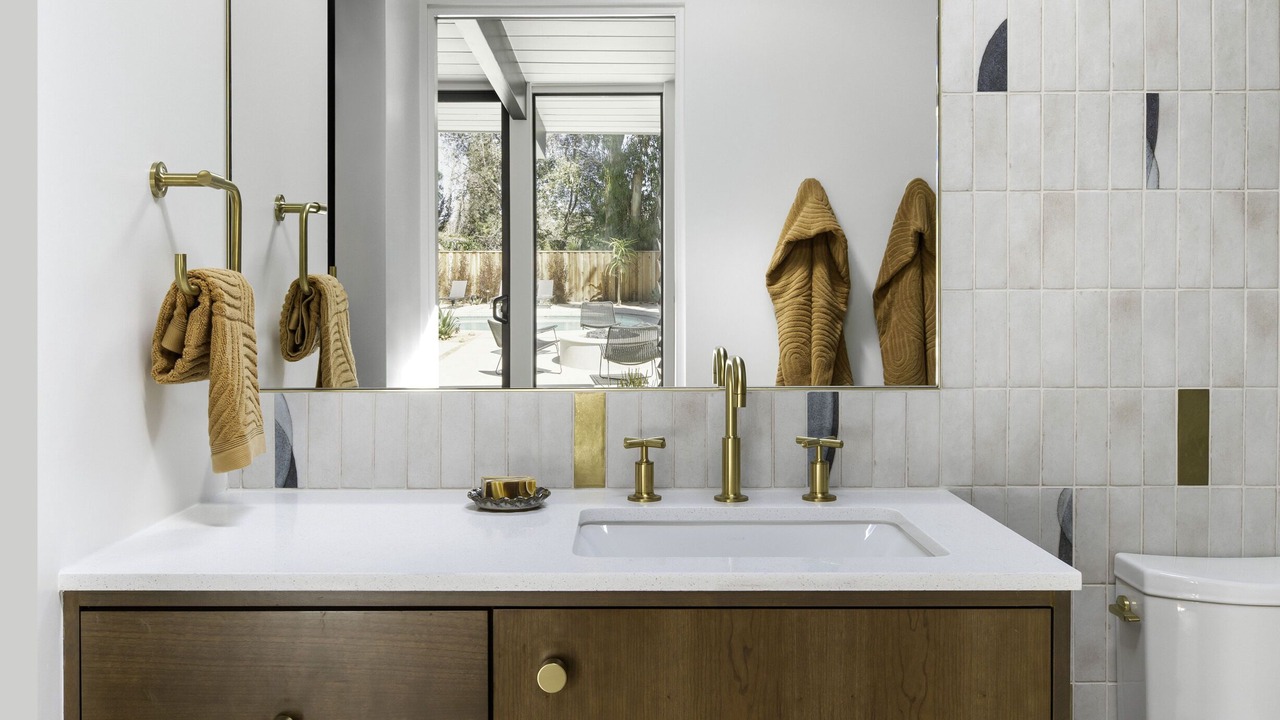 Photo of Bathroom in Thousand Oaks