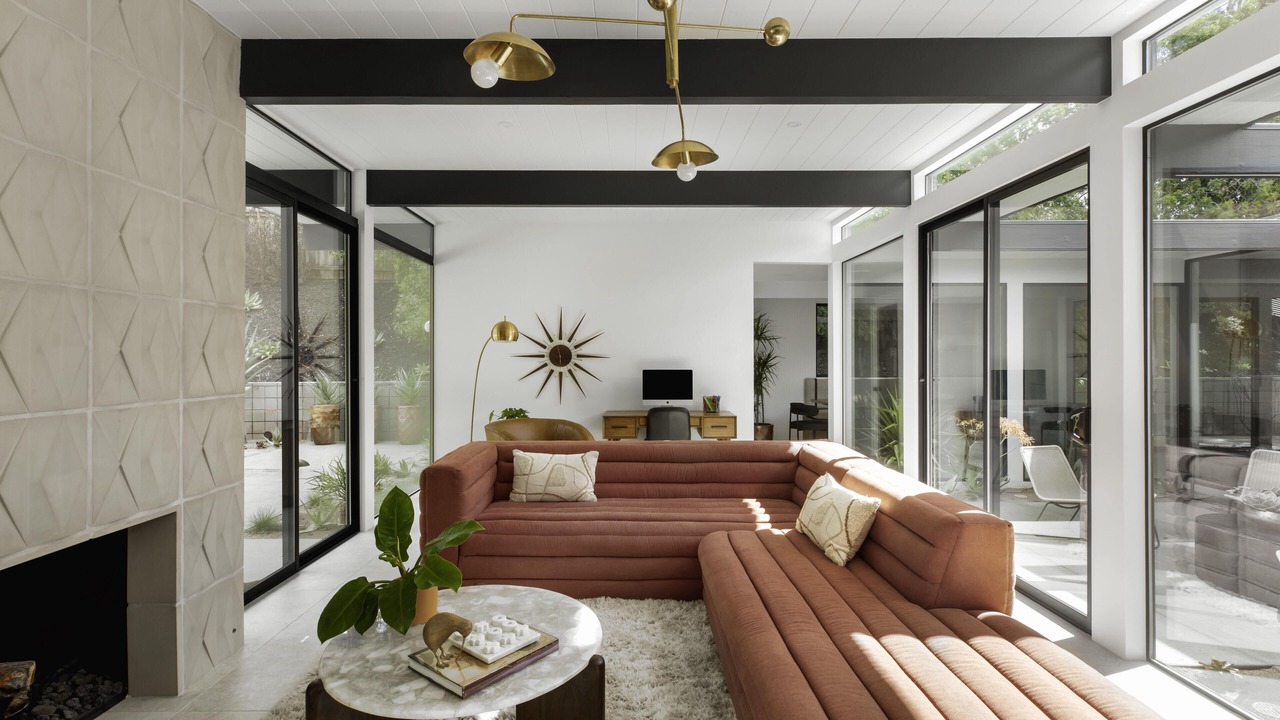 Photo of Livingroom in Thousand Oaks