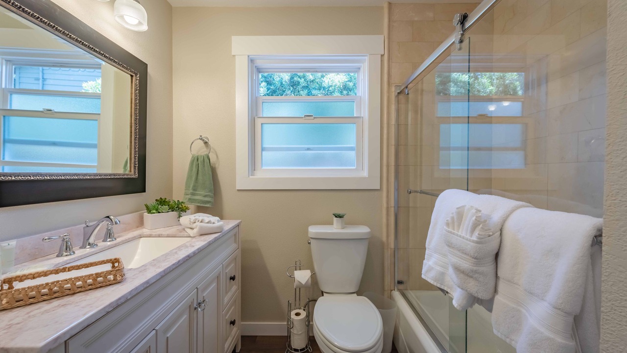 Photo of Bathroom in Park Hill