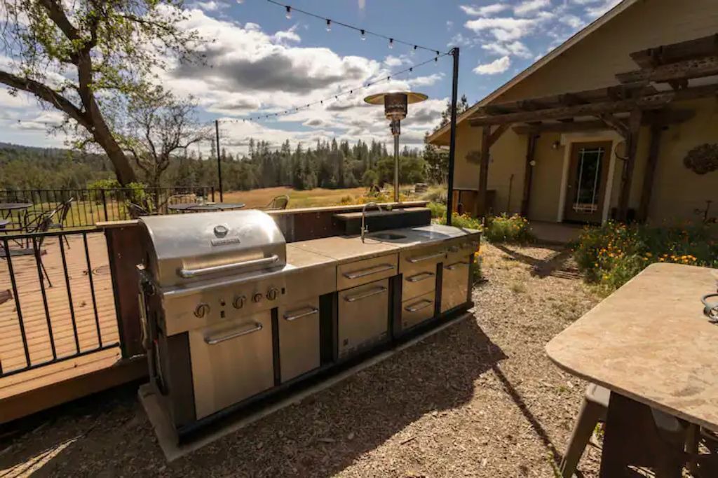 Photo of Outdoor in Groveland