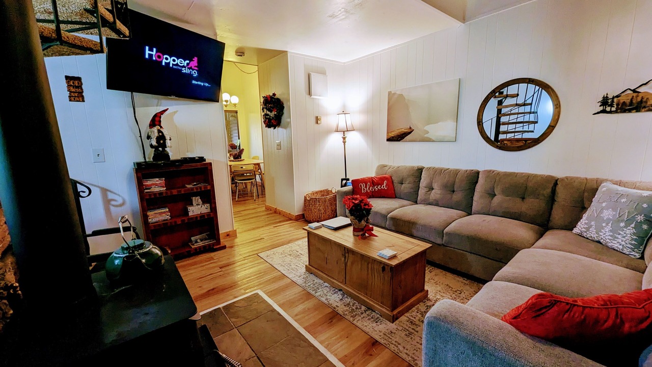Photo of Livingroom in Pinecrest