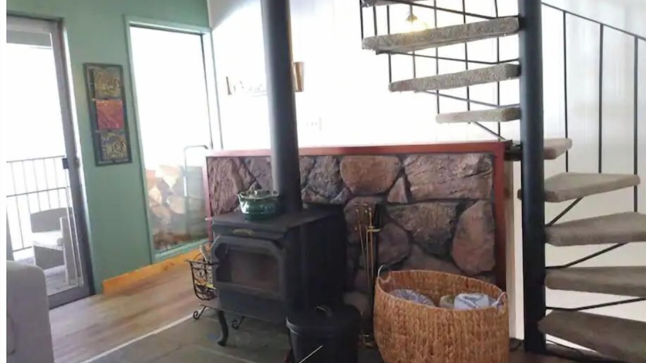 Photo of Bedroom in Pinecrest