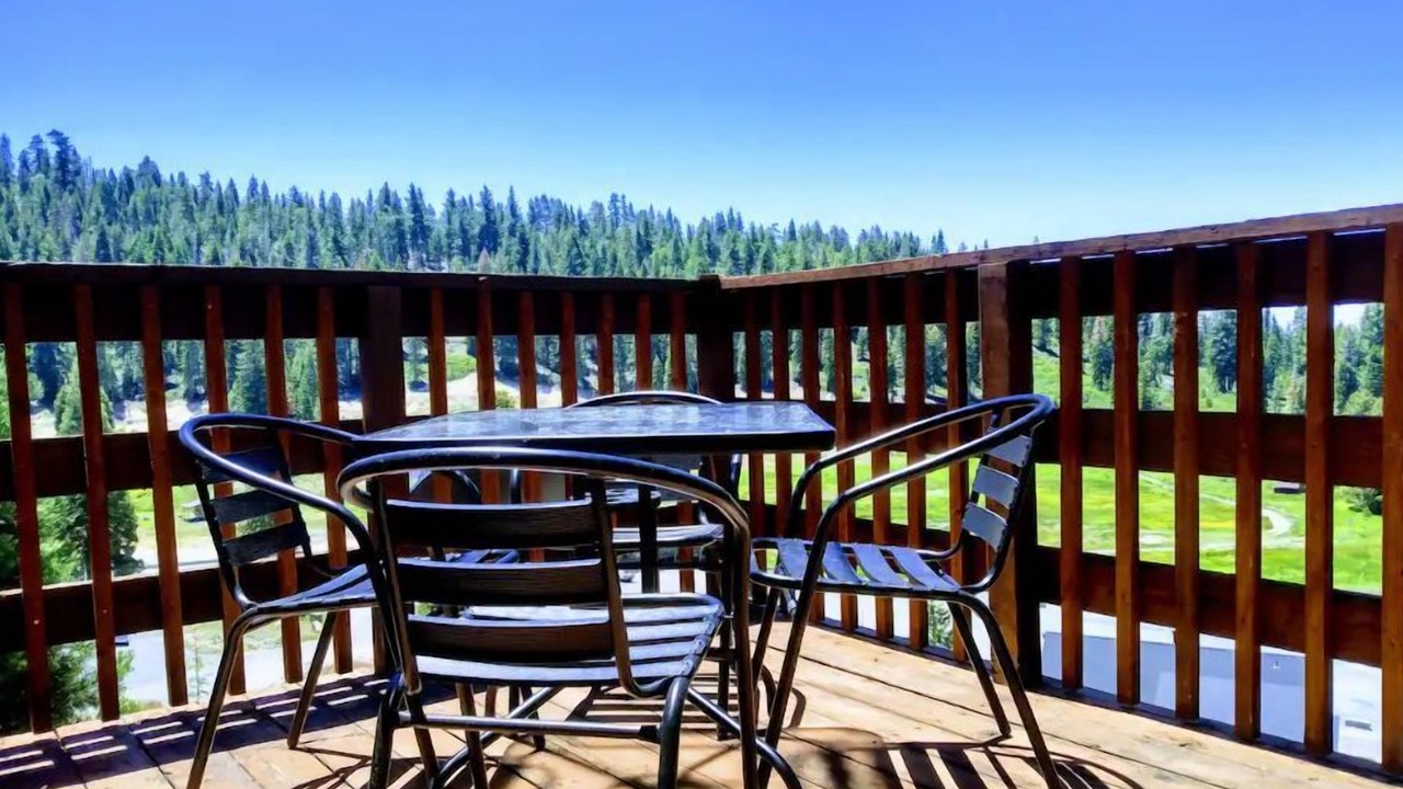 Photo of Outdoor in Pinecrest