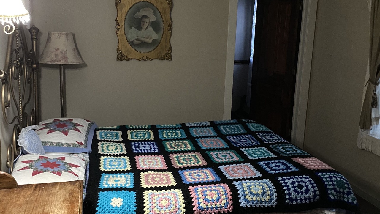 Photo of Bedroom in Jamestown