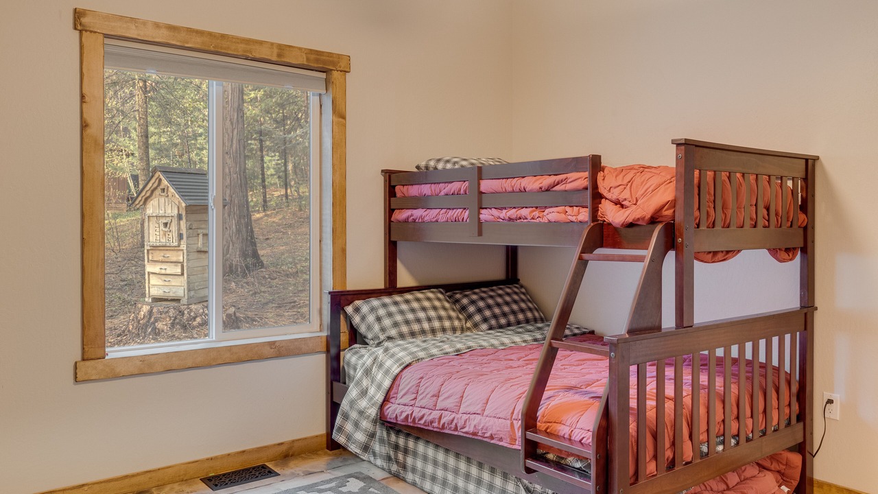 Photo of Bedroom in Glencoe