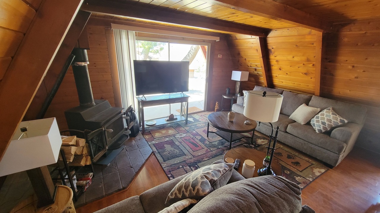 Photo of Livingroom in Bodfish