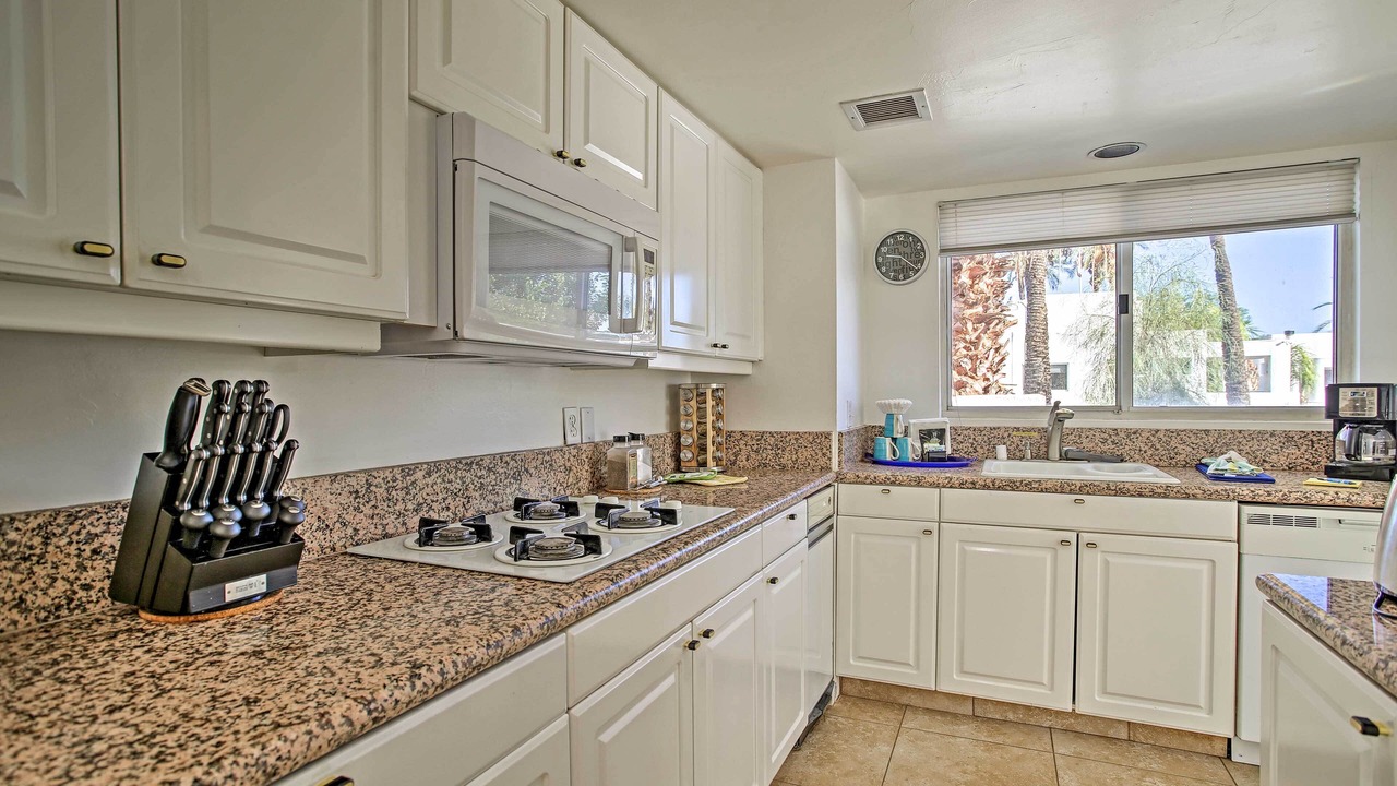 Photo of Kitchen in Cathedral City