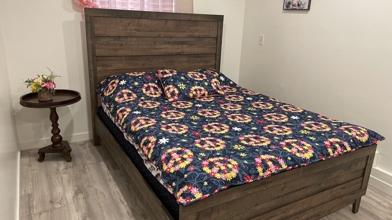 Photo of Bedroom in Frazier Park
