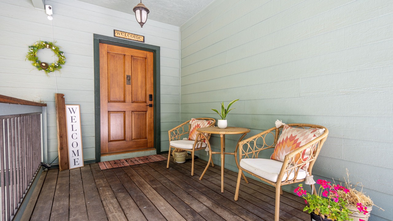 Photo of Patio Balcony in Fish Camp