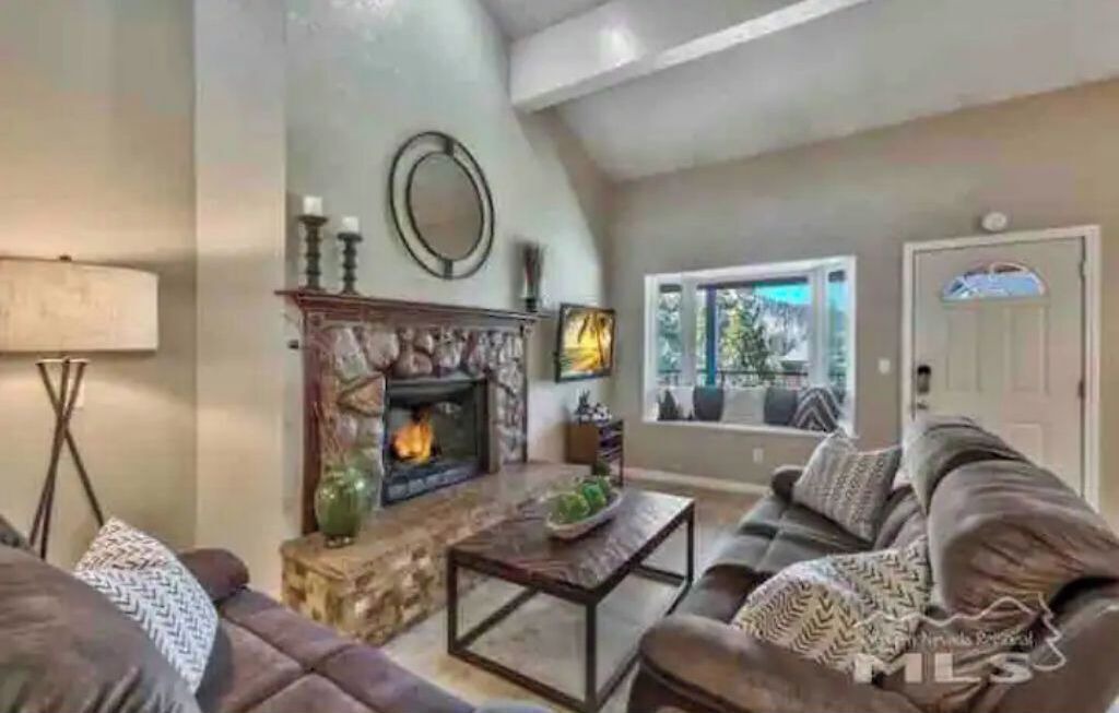 Photo of Livingroom in Tahoe Village