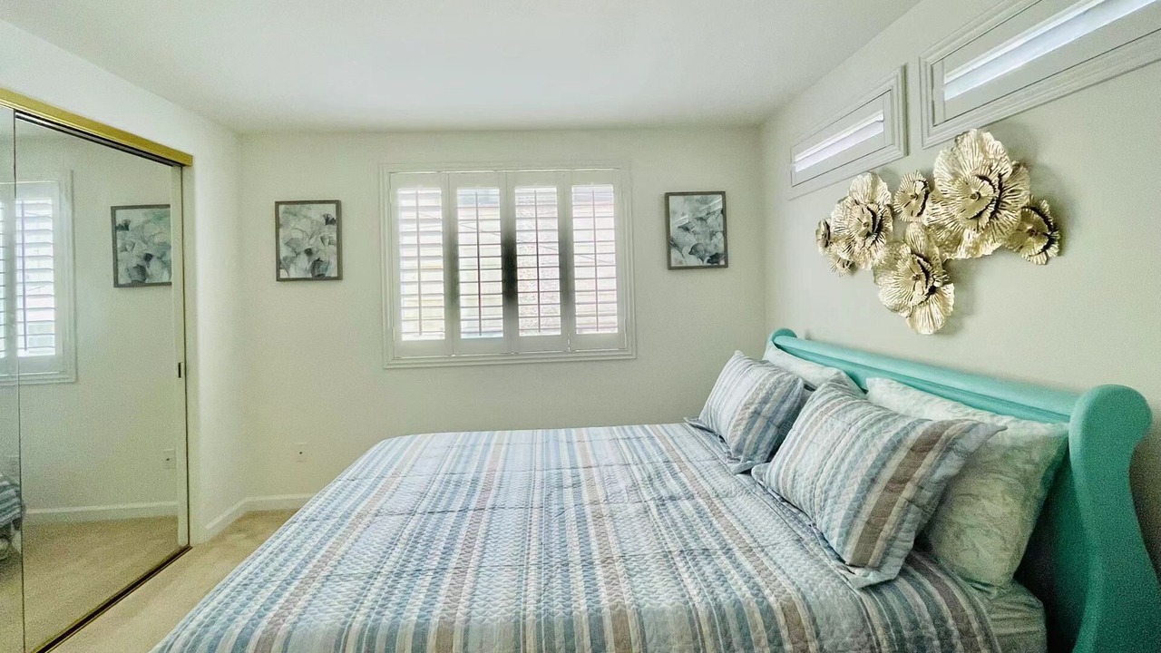 Photo of Bedroom in Silver Strand