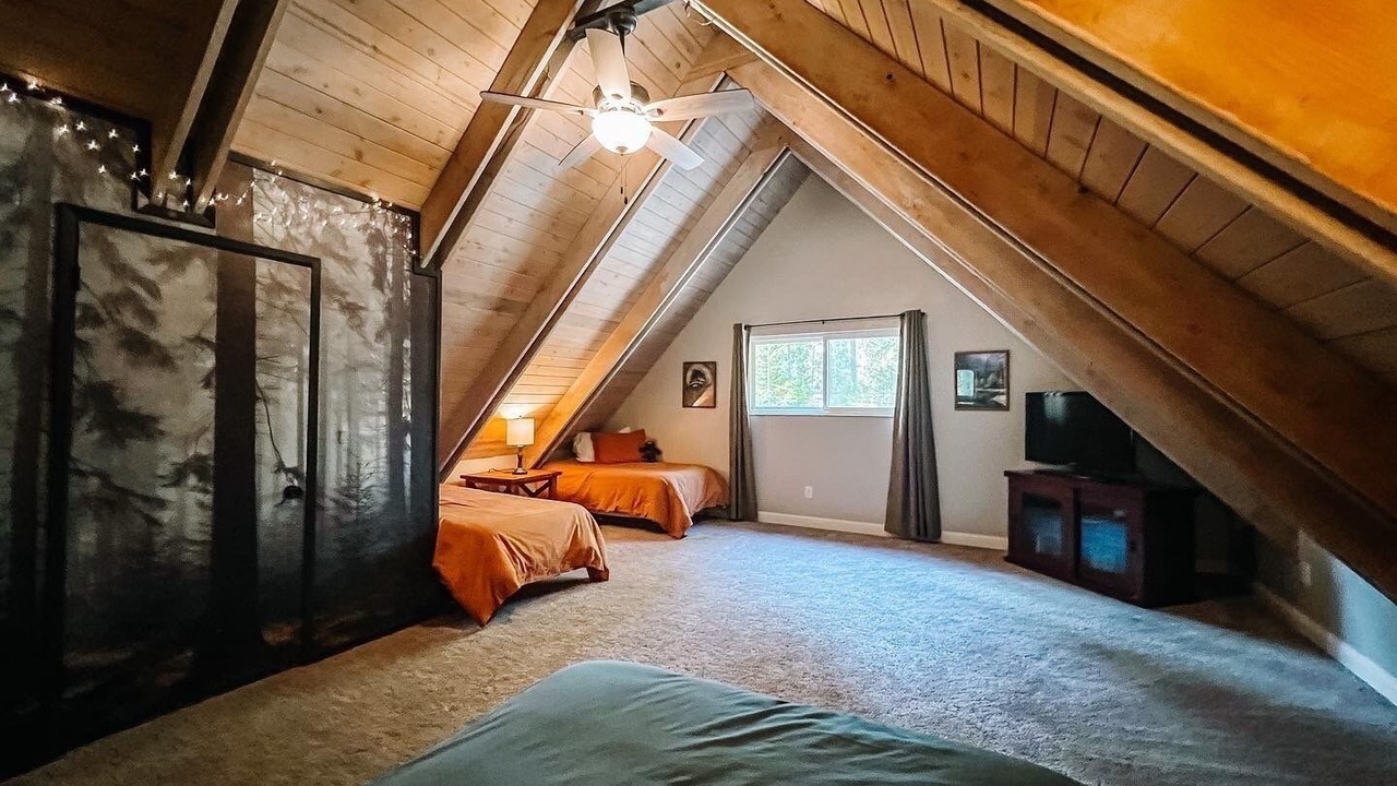 Photo of Bedroom in Sierra Cedars