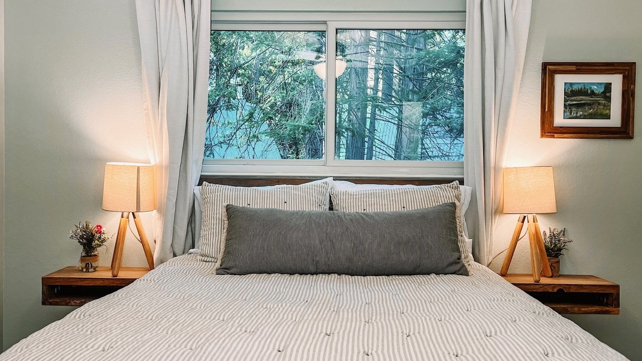 Photo of Bedroom in Sierra Cedars