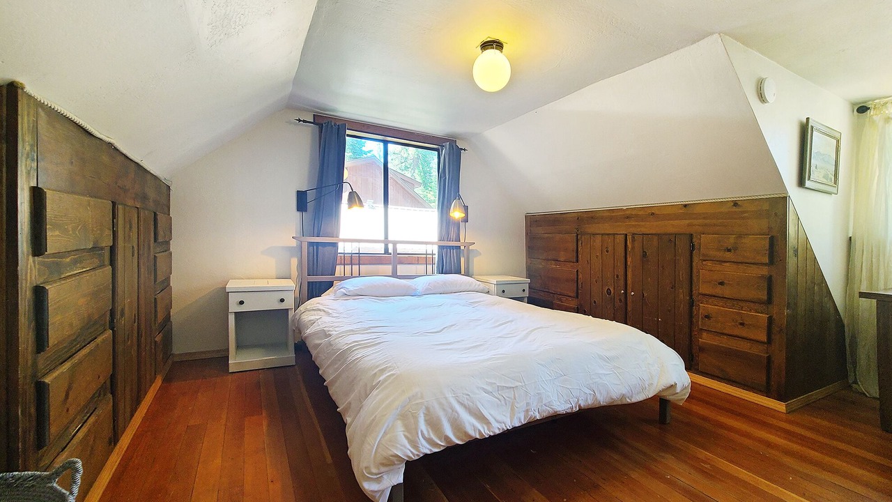 Photo of Bedroom in Tahoma
