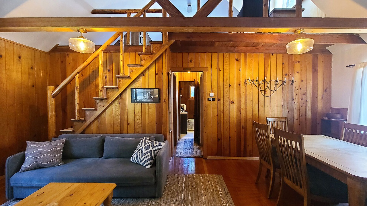 Photo of Livingroom in Tahoma