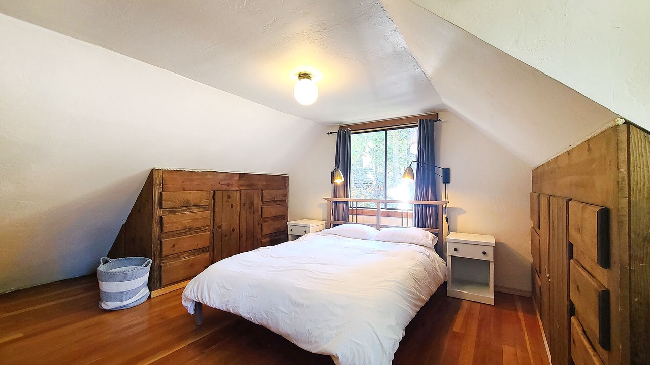 Photo of Bedroom in Tahoma