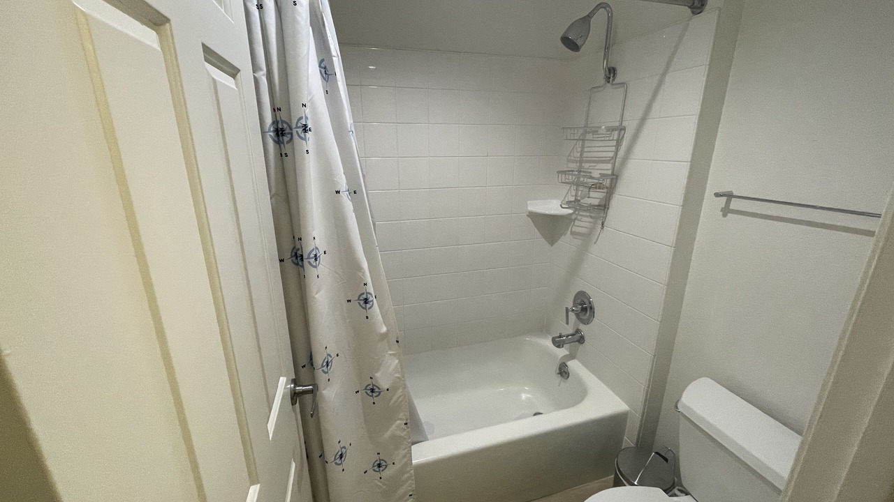Photo of Bathroom in Upper B Street