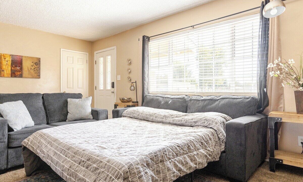 Photo of Bedroom in Bakersfield