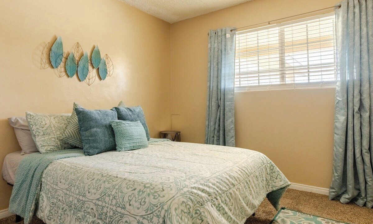 Photo of Bedroom in Bakersfield