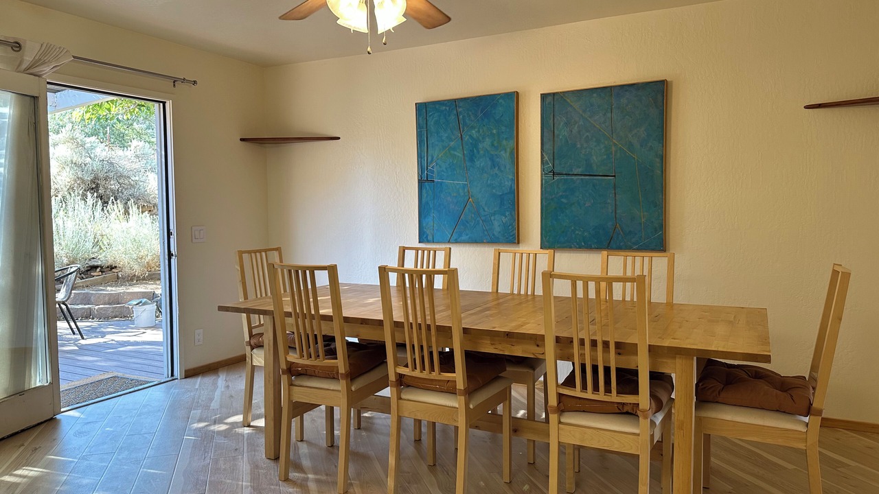 Photo of Livingroom in Virginia Foothills