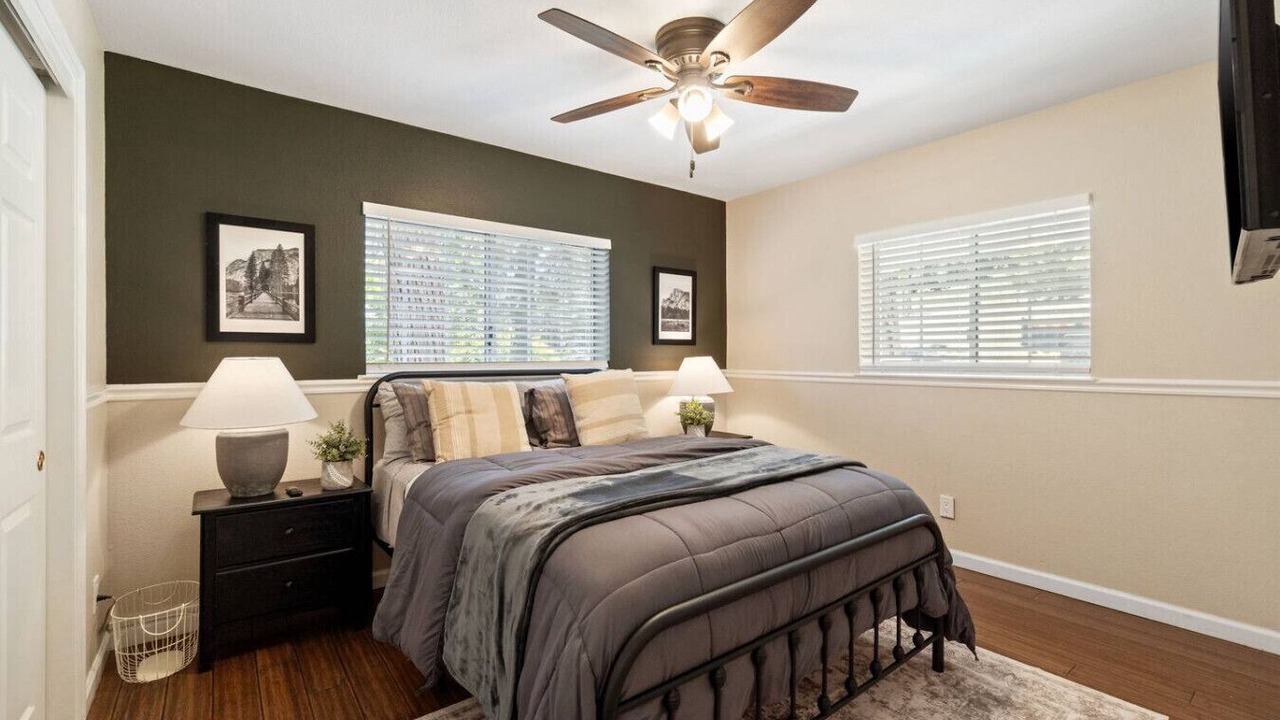 Photo of Bedroom in Oakhurst