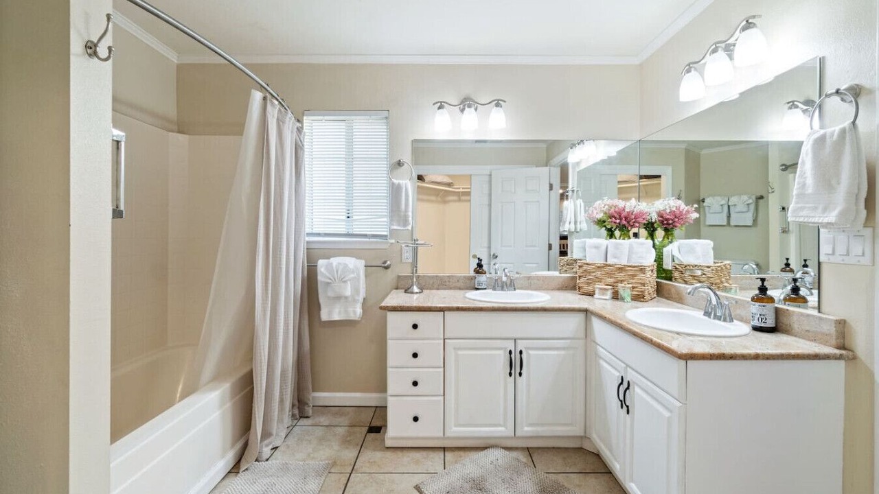 Photo of Bathroom in Oakhurst