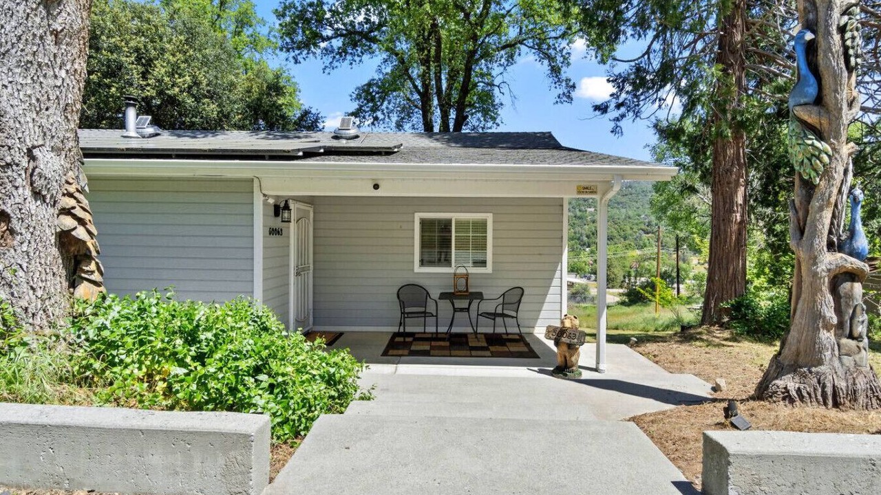 Photo of Outdoor in Oakhurst