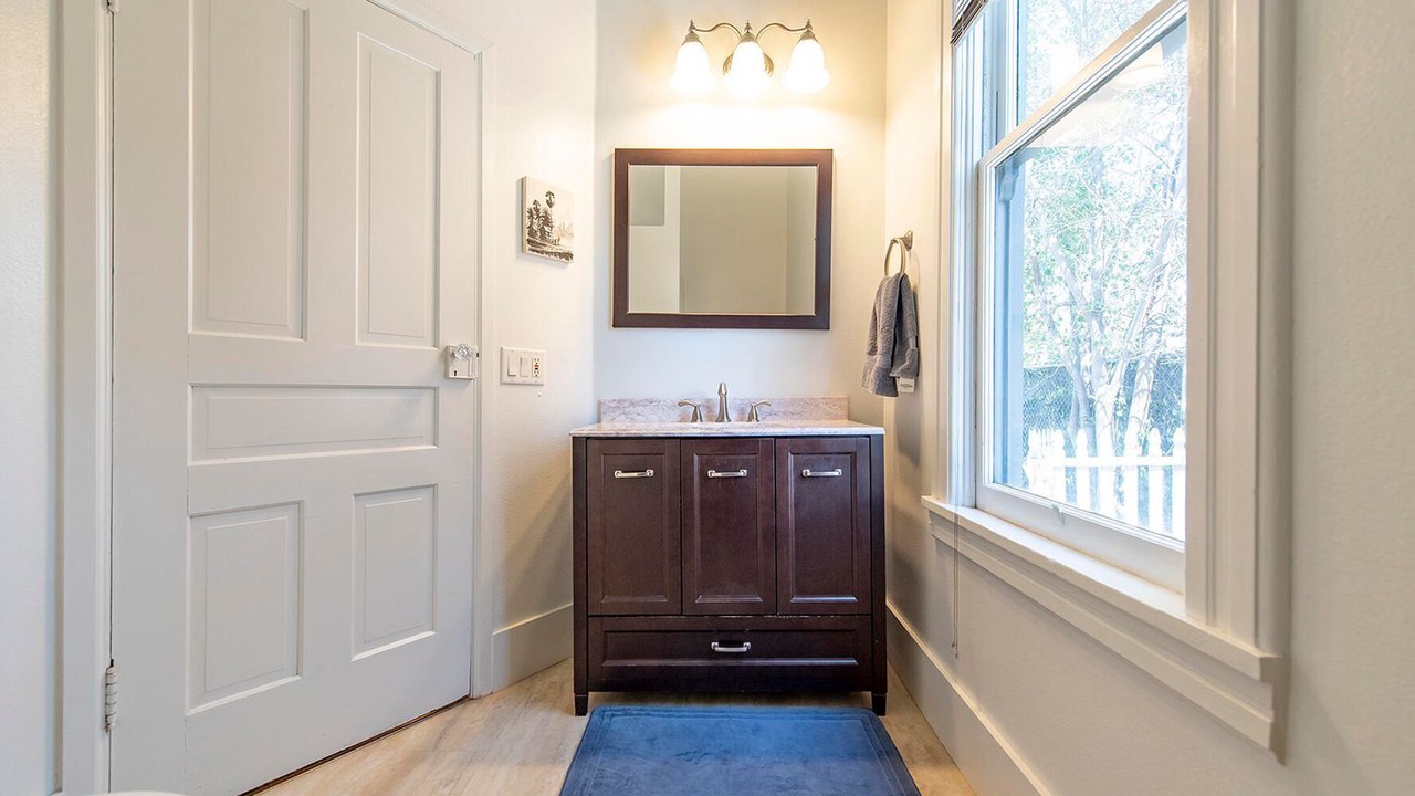 Photo of Bathroom in Visalia