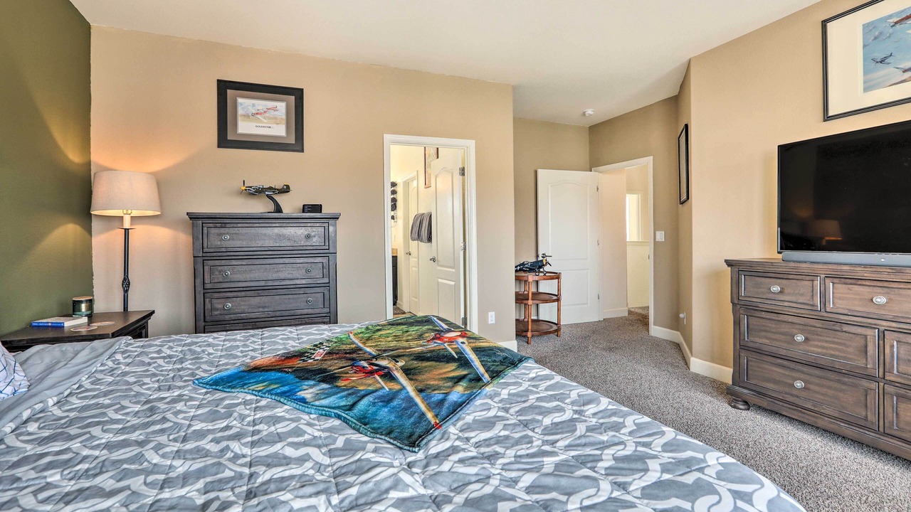 Photo of Bedroom in Sparks
