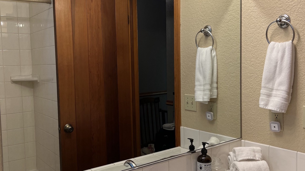 Photo of Bathroom in Twain Harte