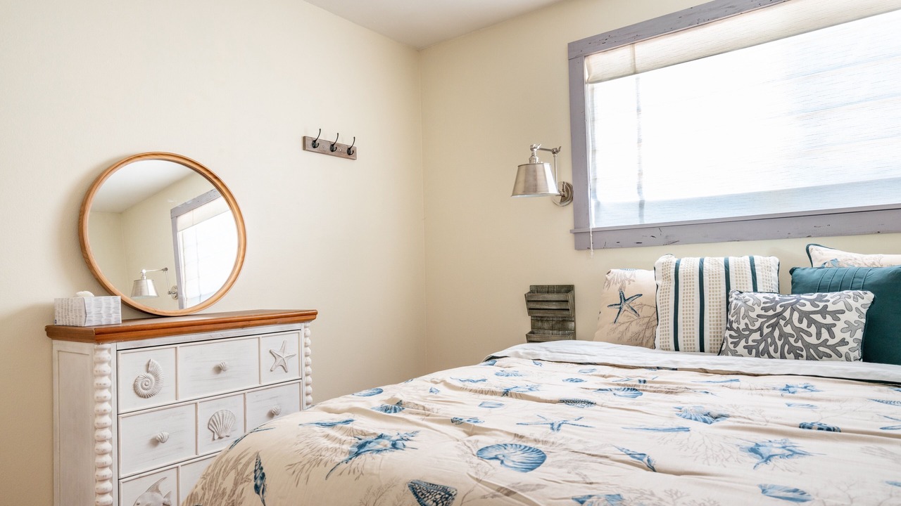 Photo of Bedroom in Shell Beach