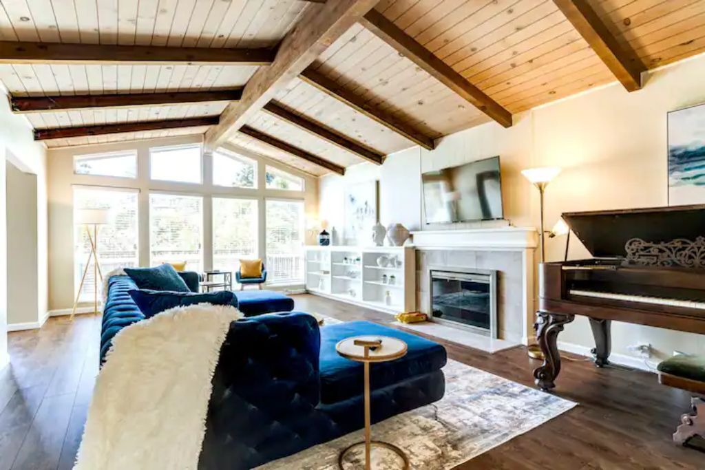 Photo of Livingroom in San Rafael