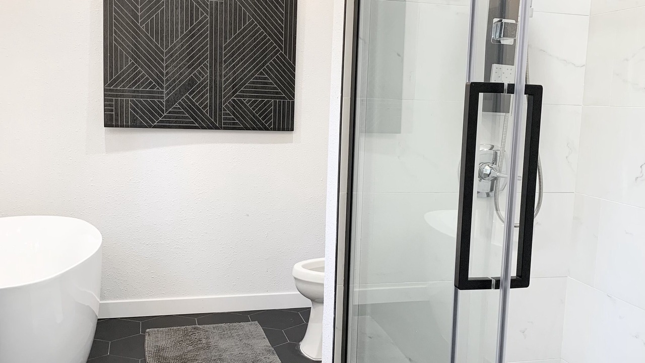 Photo of Bathroom in Glencoe