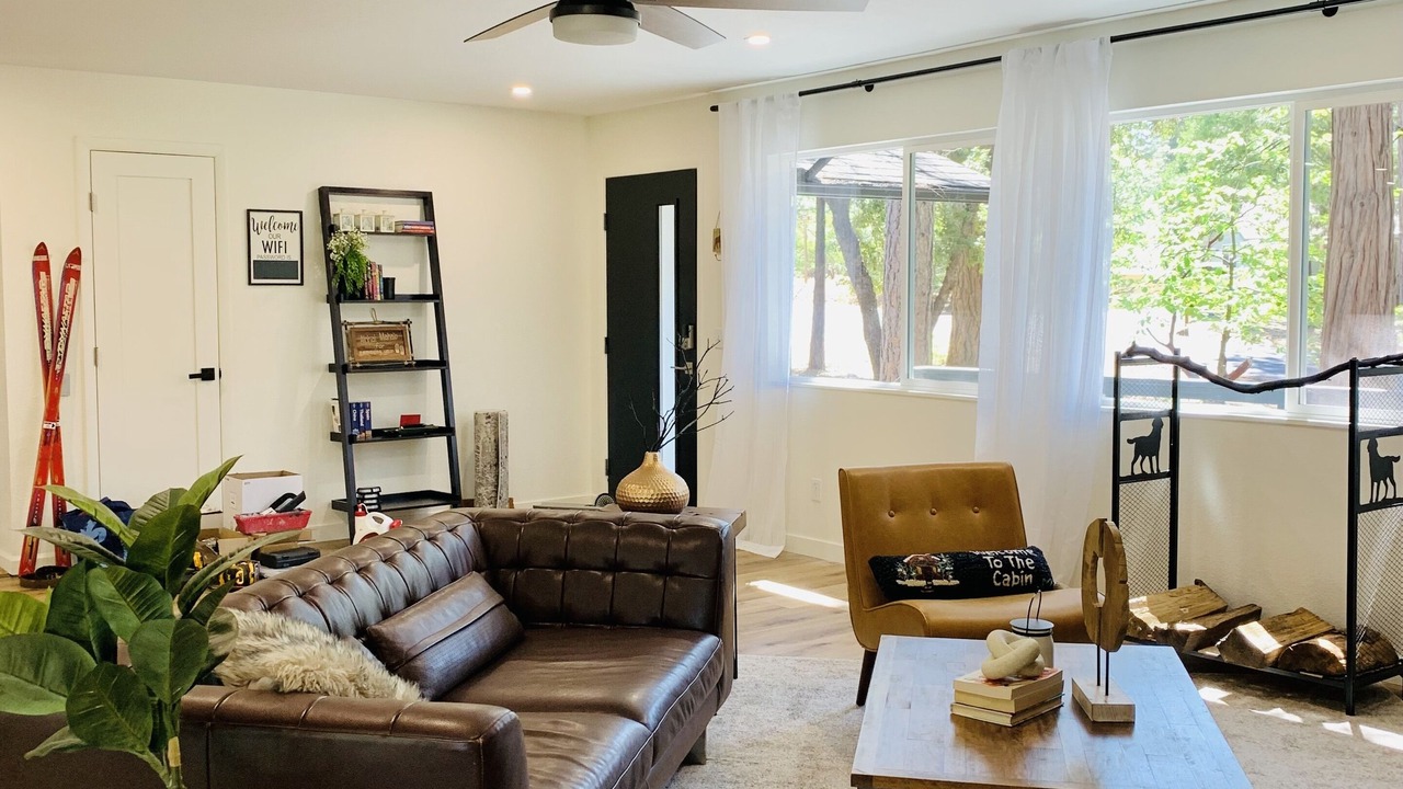 Photo of Livingroom in Glencoe