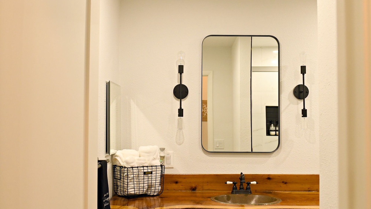 Photo of Bathroom in Glencoe